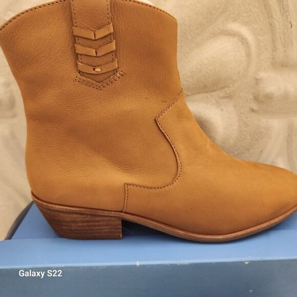 Jack Rogers "Stella" Pull On Western Style Boots. NIB. Size 7.5 - Picture 2 of 11